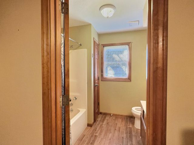 18128 KATHRYN AVE, Boonville, MO 65233