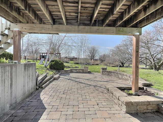 18128 KATHRYN AVE, Boonville, MO 65233