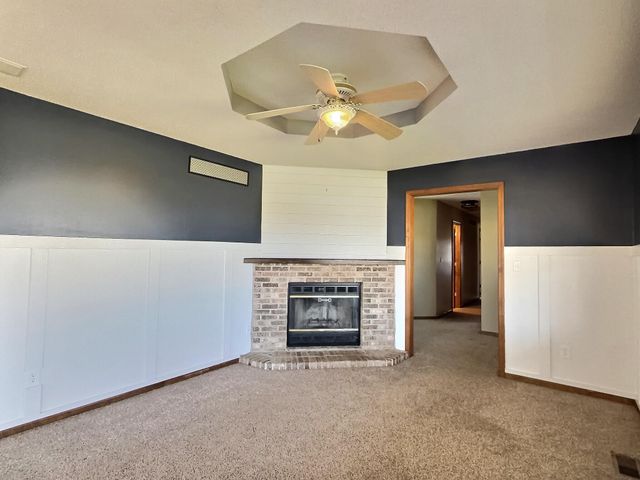 18128 KATHRYN AVE, Boonville, MO 65233