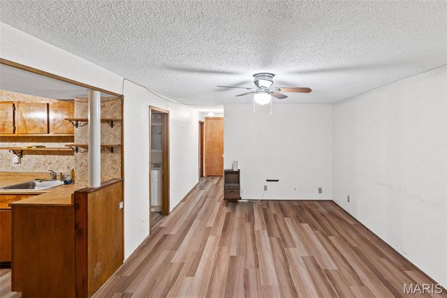 1826 Oliveto Lane, Hazelwood, MO 63042