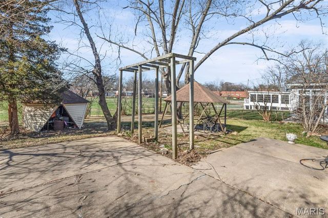 1826 Oliveto Lane, Hazelwood, MO 63042