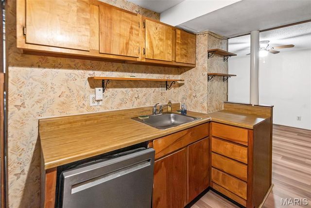 1826 Oliveto Lane, Hazelwood, MO 63042