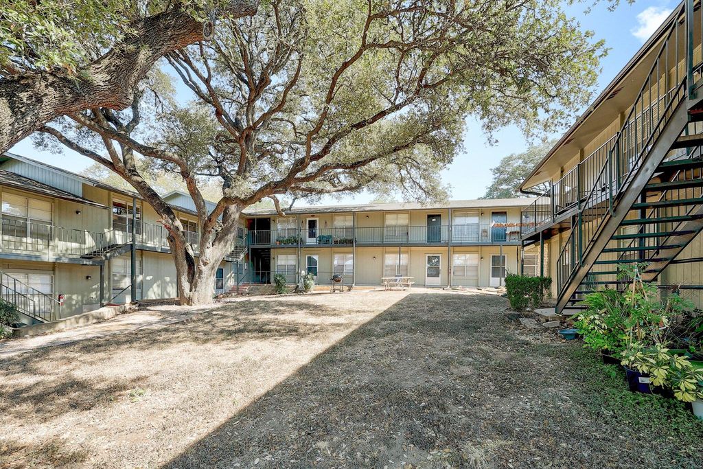 509 Cedar DR 206, Georgetown, TX 78628