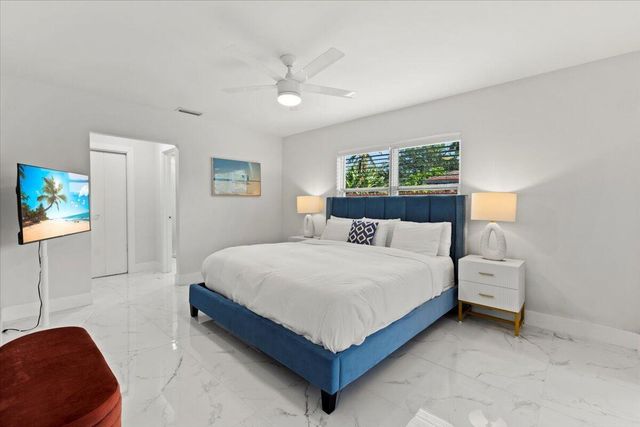 5136 Beechwood Road, Delray Beach, FL 33484