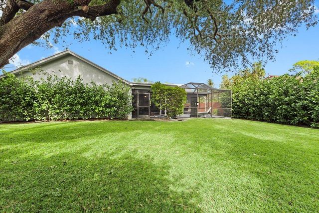 5136 Beechwood Road, Delray Beach, FL 33484