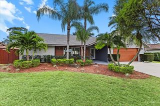5136 Beechwood Road, Delray Beach, FL 33484