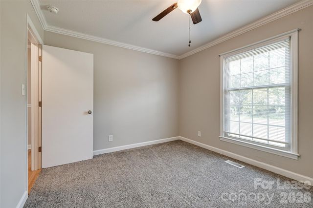 114 Cottonwood Drive, Mount Holly, NC 28120