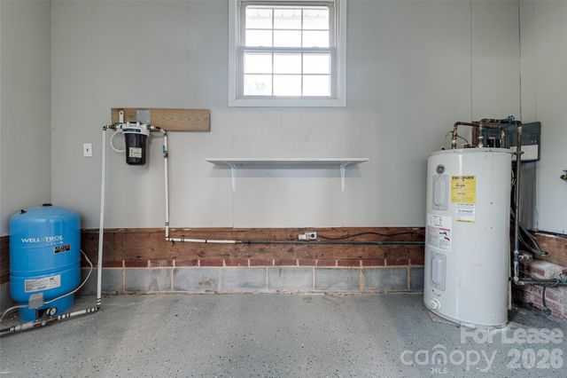 114 Cottonwood Drive, Mount Holly, NC 28120