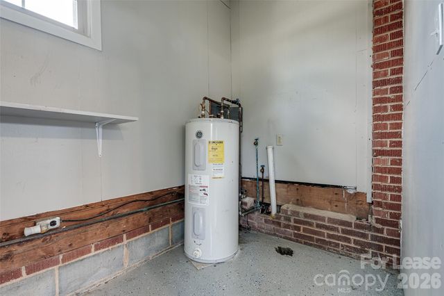 114 Cottonwood Drive, Mount Holly, NC 28120