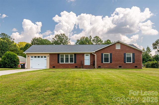 114 Cottonwood Drive, Mount Holly, NC 28120