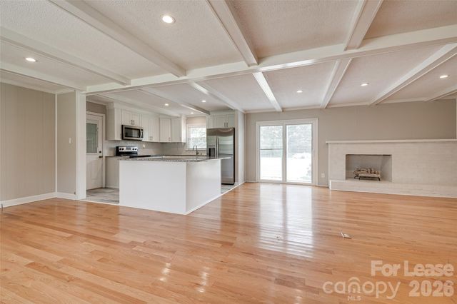 114 Cottonwood Drive, Mount Holly, NC 28120