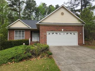 6860 Surrey Road, Fayetteville, NC 28306