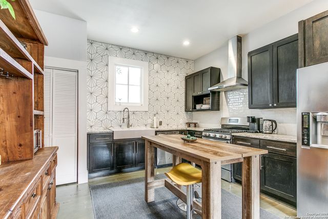 312 Burleson, San Antonio, TX 78202