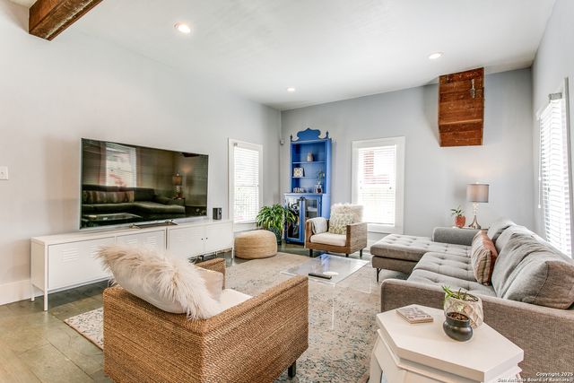 312 Burleson, San Antonio, TX 78202