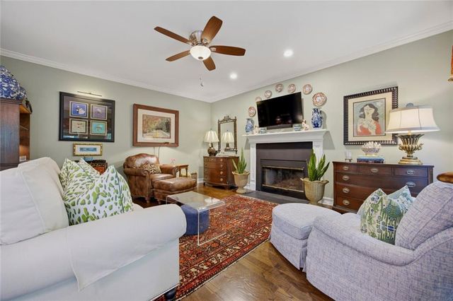 101 Oakwood Hills Drive, Suwanee, GA 30518