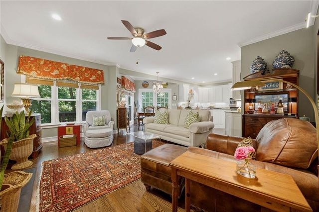 101 Oakwood Hills Drive, Suwanee, GA 30518