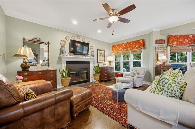 101 Oakwood Hills Drive, Suwanee, GA 30518