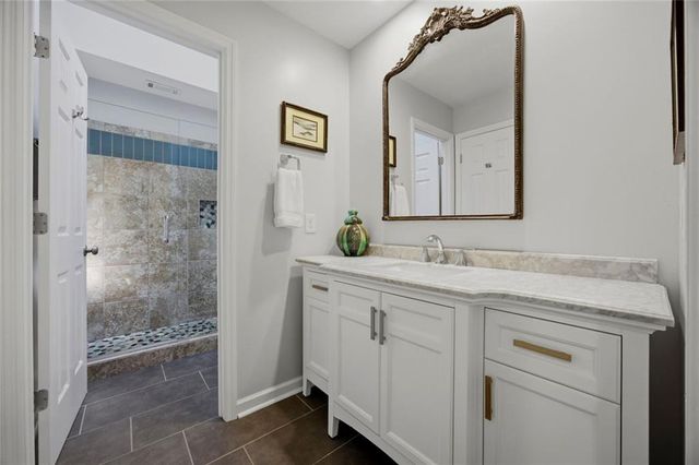 101 Oakwood Hills Drive, Suwanee, GA 30518