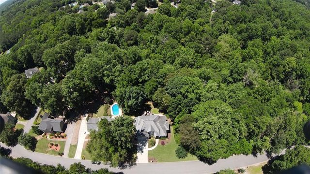 101 Oakwood Hills Drive, Suwanee, GA 30518