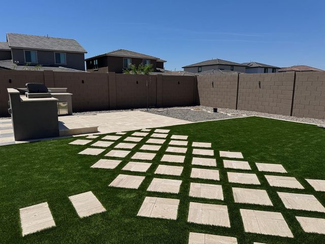 5525 W Banff Lane, Glendale, AZ 85306