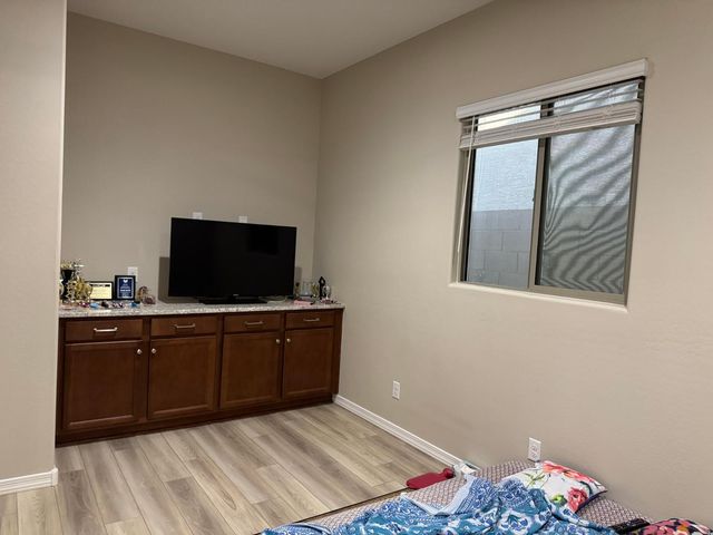 5525 W Banff Lane, Glendale, AZ 85306