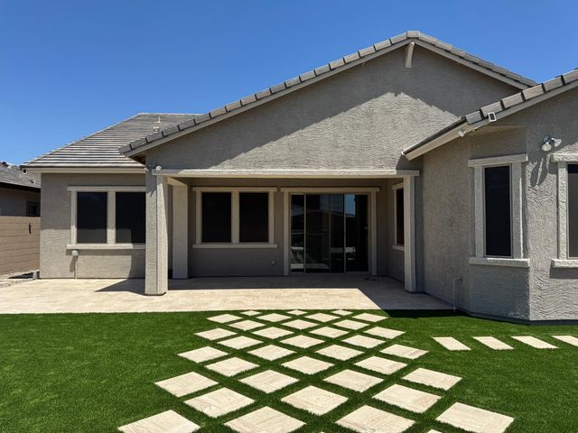 5525 W Banff Lane, Glendale, AZ 85306