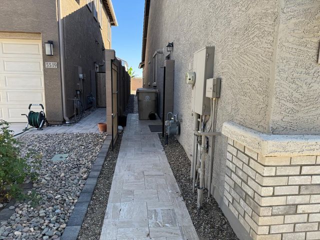 5525 W Banff Lane, Glendale, AZ 85306