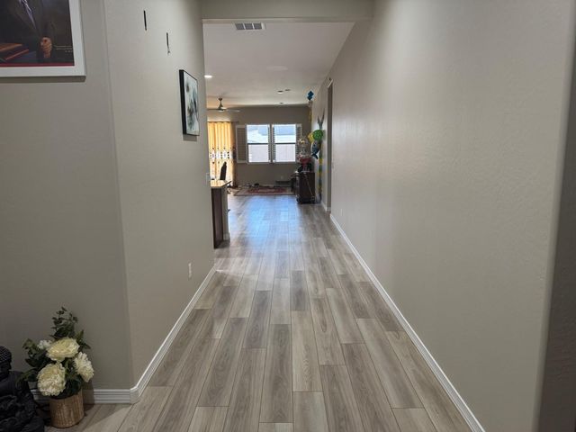 5525 W Banff Lane, Glendale, AZ 85306