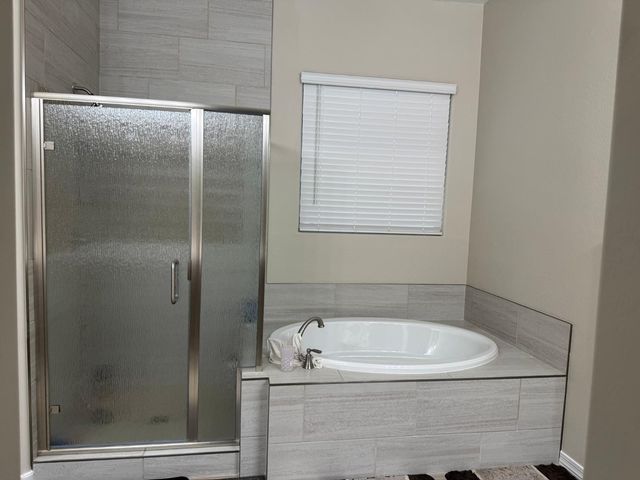5525 W Banff Lane, Glendale, AZ 85306