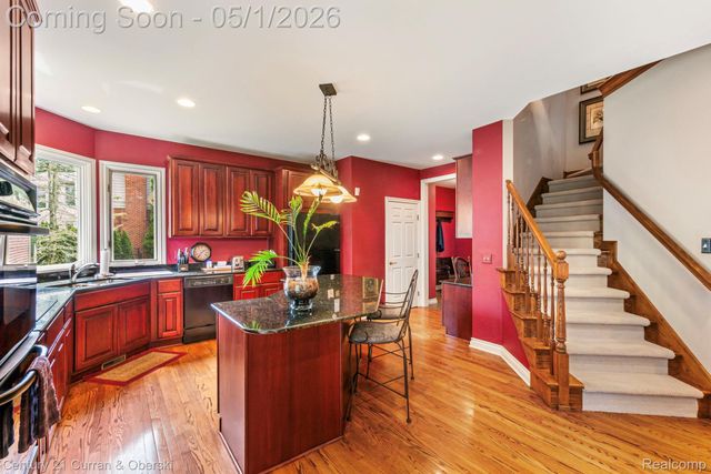 17784 Stonebrook Court, Northville Township, MI 48168