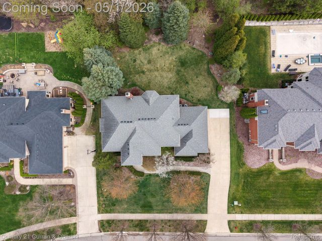 17784 Stonebrook Court, Northville Township, MI 48168