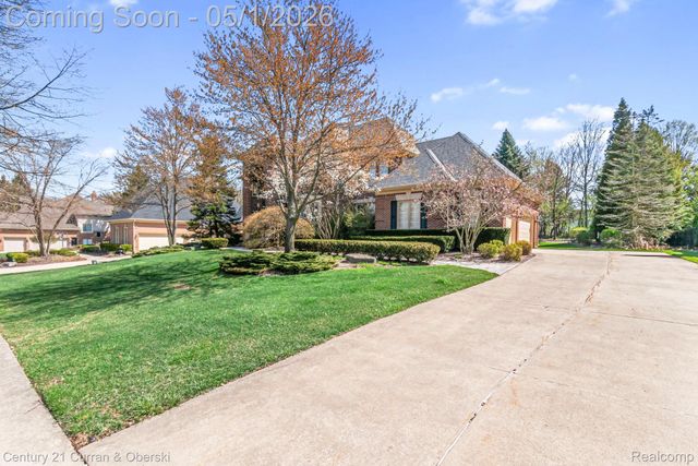 17784 Stonebrook Court, Northville Township, MI 48168