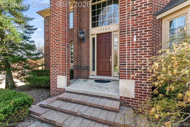 17784 Stonebrook Court, Northville Township, MI 48168