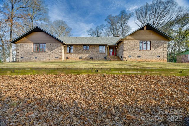 114 Old Mine Road, Mount Holly, NC 28120