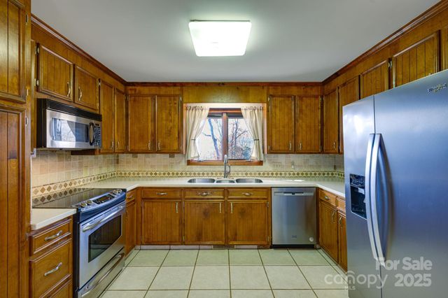 114 Old Mine Road, Mount Holly, NC 28120