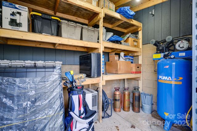 114 Old Mine Road, Mount Holly, NC 28120