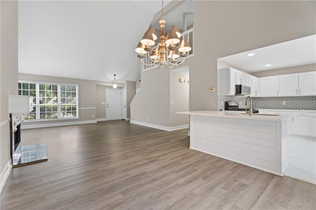 920 Cobb Place Manor Drive, Marietta, GA 30066