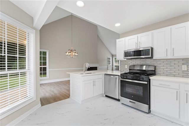 920 Cobb Place Manor Drive, Marietta, GA 30066