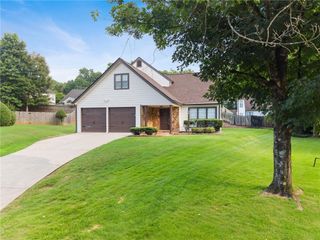 920 Cobb Place Manor Drive, Marietta, GA 30066