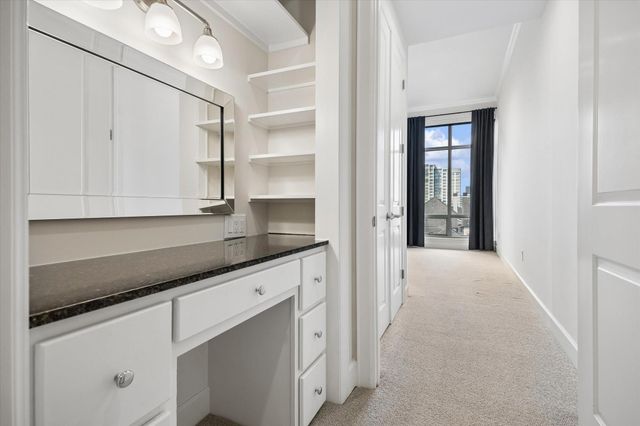 2211 Briarglen Drive 605, Houston, TX 77027
