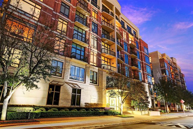 2211 Briarglen Drive 605, Houston, TX 77027