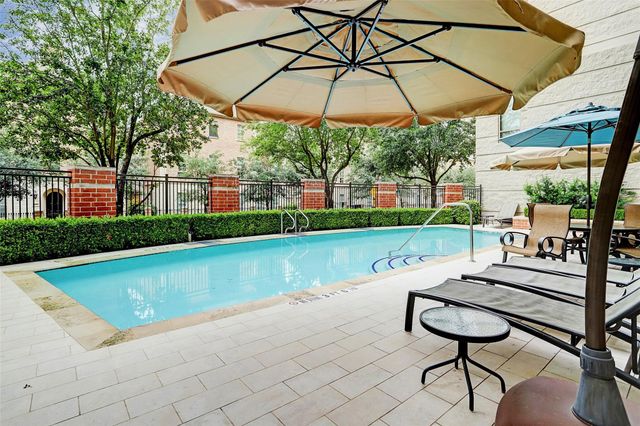 2211 Briarglen Drive 605, Houston, TX 77027