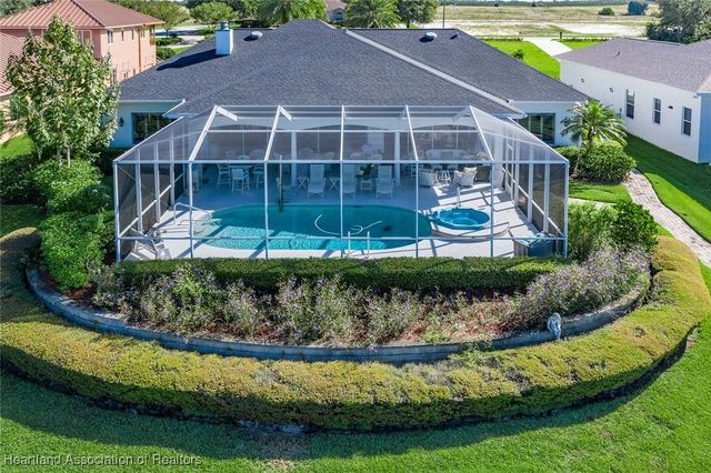 764 Sunset Pointe Drive, Lake Placid, FL 33852