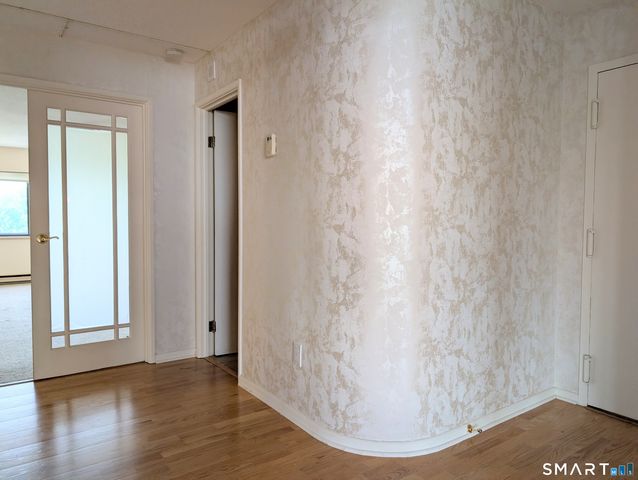3200 Park Avenue 6F1, Bridgeport, CT 06604