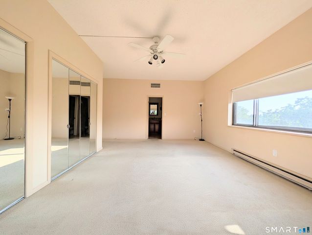3200 Park Avenue 6F1, Bridgeport, CT 06604
