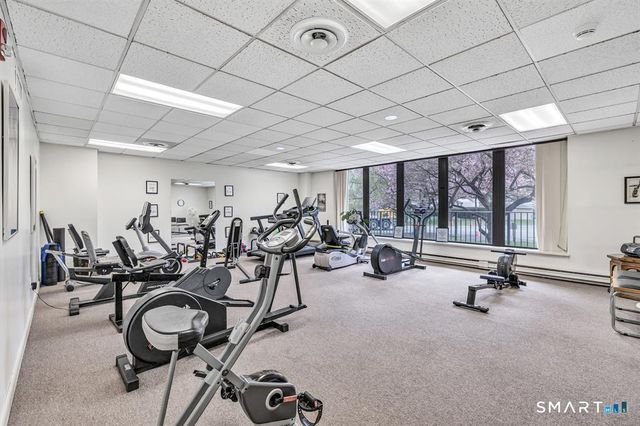 3200 Park Avenue 6F1, Bridgeport, CT 06604