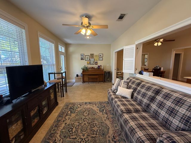 4410 Windlake Drive, Niceville, FL 32578