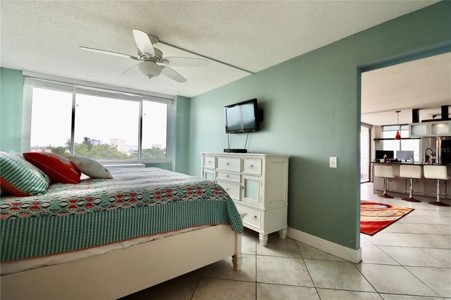 6219 PALMA DEL MAR BOULEVARD S 504, St Petersburg, FL 33715