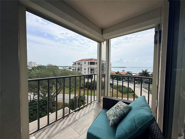 6219 PALMA DEL MAR BOULEVARD S 504, St Petersburg, FL 33715