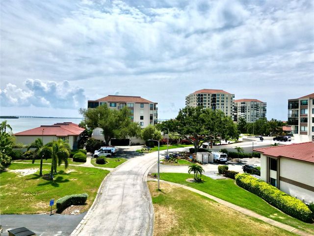 6219 PALMA DEL MAR BOULEVARD S 504, St Petersburg, FL 33715